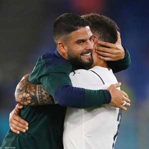 إيطاليا فازت بثلاثية نظيفة