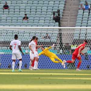 هدف ويلز حمل توقيع مور