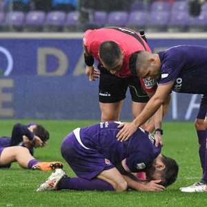 حزن زملاء أستوري في أول مباراة بعد رحيله