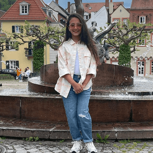 ليان أظهرت قدرة فائقة على تعلم اللغة الألمانية