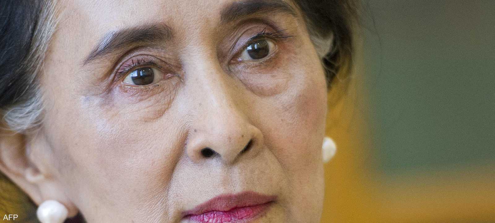 زعيمة ميانمار السابقة أونغ سان سو تشي