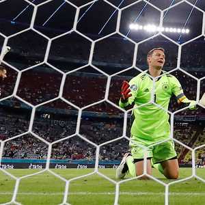حارس مرمى ألمانيا بعد إحراز الهدف