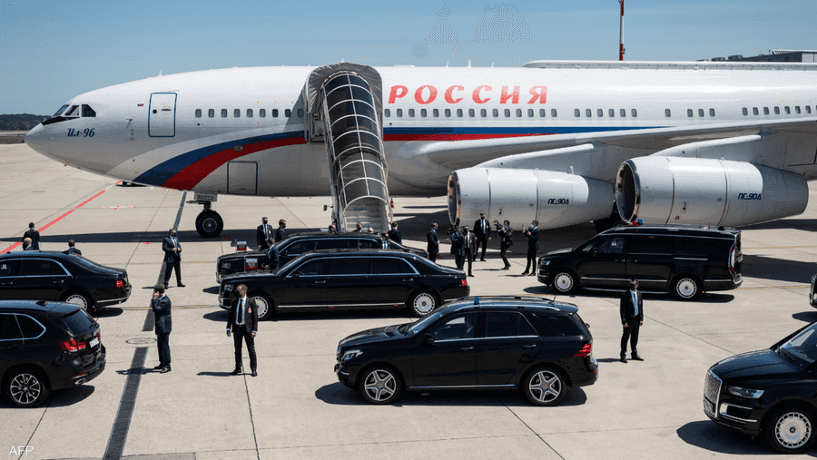 طائرة الرئيس الروسي تصل جنيف وسط إجراءات أمنية مشدة