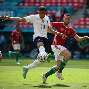 مبابي عانى كثيرا أمام دفاع المجر