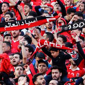 الجماهير الأهلاوية تقف بقوة مع فريقها