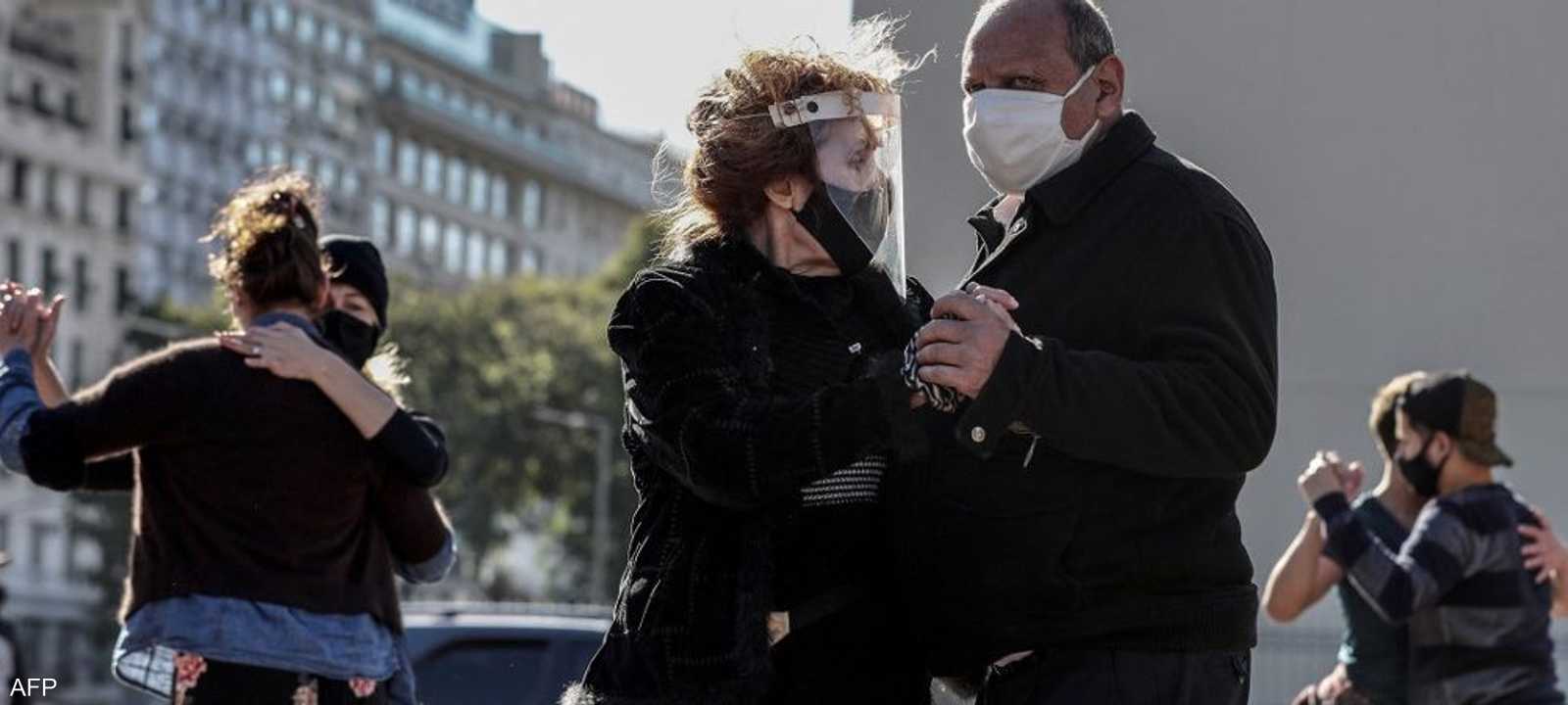 جائحة كورونا أضرت الأغلبية نفسيا وعقليا