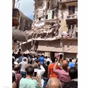 انهيار عقار في منطقة العطارين بالإسكندرية