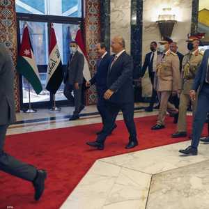 وصل الرئيس المصري، صباح الأحد، إلى العاصمة العراقية بغداد