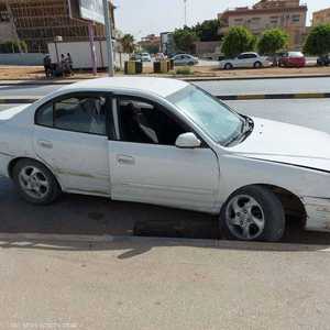 مبادرات شبابية في مواجهة التخريب والسرقة