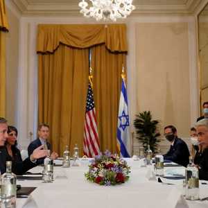 بلينكن كشف أنه سيتحدث مع لابيد بشأن المساعدات الإنسانية لغزة