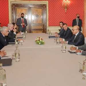 صورة من الاجتماع بين الوزيرين