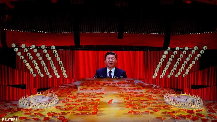 منح الرئيس الصيني أوسمة لأعضاء بارزين في الحزب ودعا إلى التمسك بالماركسية.