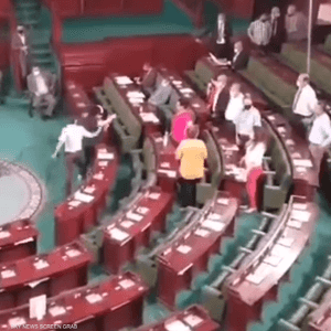 عبير موسي تعرضت للضرب على يد نائب مستقل