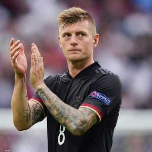 آخر مباراة لكروس بقميص المنتخب أمام إنجلترا