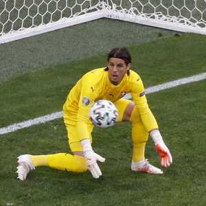 حارس المنتخب السويسري يان زومر