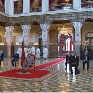 توقيع الاتفاقيات تم بحضور العاهل المغربي الملك محمد السادس.