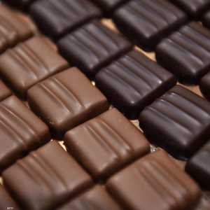 الشوكولاتة الداكنة.. فوائد جمة
