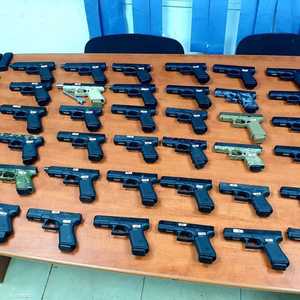 الجيش الإسرائيلي ضبط 43 قطعة سلاح