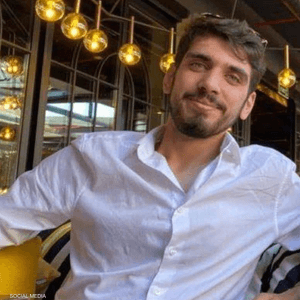 الناشط والصحفي العراقي علي المكدام