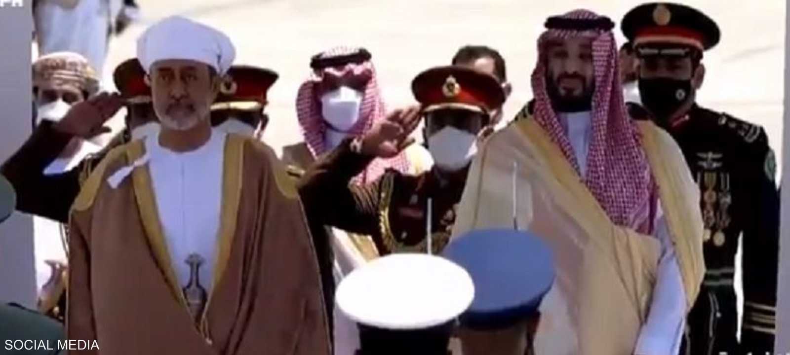 السلطان هيثم بن طارق يقوم بزيارة "دولة" إلى السعودية