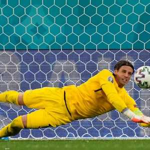 يعد الحارس السويسري يان زومر أبرز نجوم "اليورو"