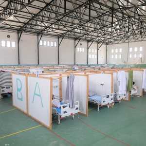 غرف العناية المركزة تكتظ بالمصابين بفيروس كورونا في تونس.