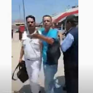 كمسري يعتدي على شرطي