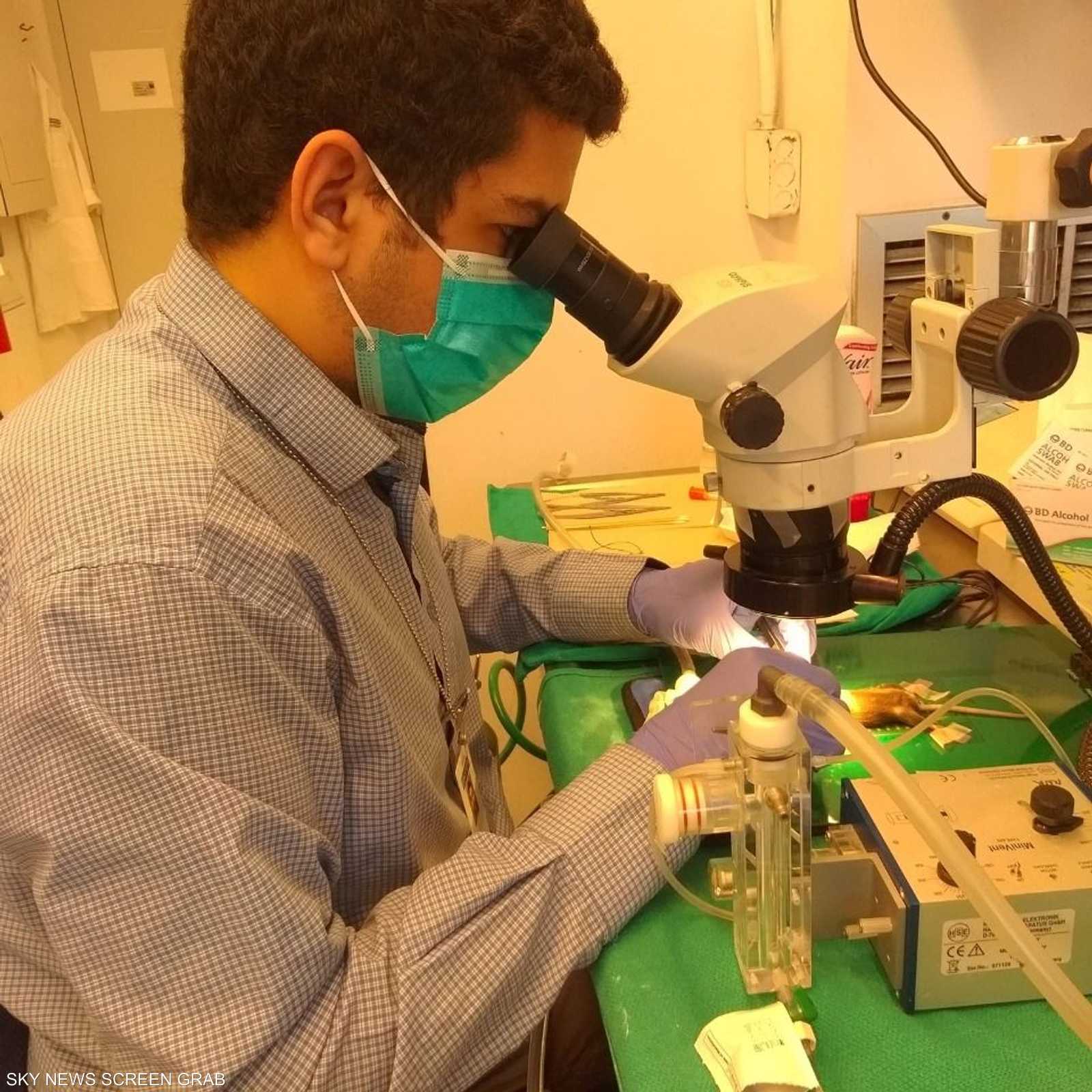 الطبيب المصري حصل مؤخرا على تمويل أميركي لاستكمال أبحاثه