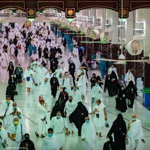 تنظيم دخول الحجيج وفق المسارات المخصصة للطواف