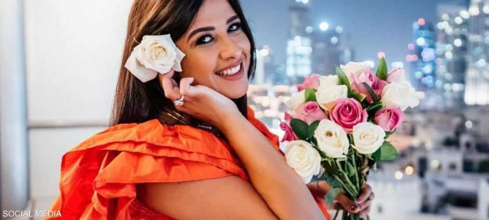 الفنانة ياسمين عبد العزيز