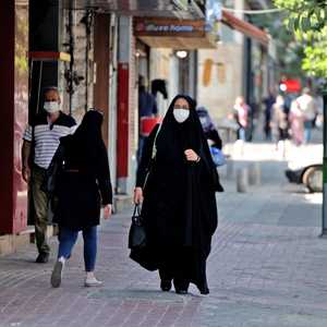 تحذيرات من موجة خامسة في إيران