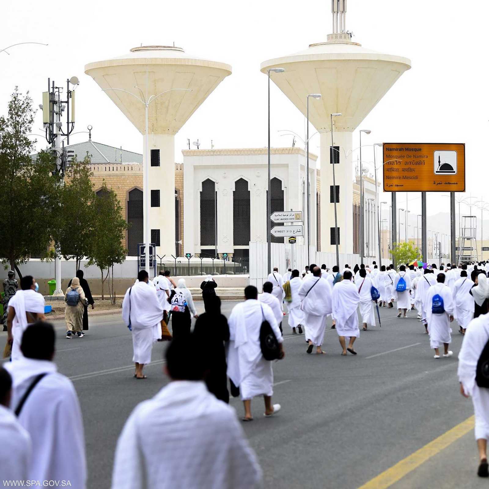 يشارك 60 ألف مقيم في المملكة العربية السعودية في مناسك الحج هذا العام بحسب "فرانس برس".