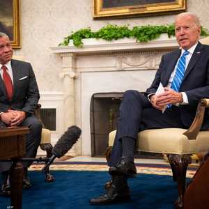 بايدن خلال استقباله العاهل الأردني في البيت الأبيض.