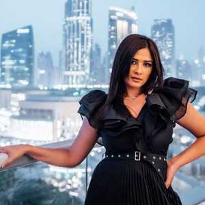 الفنانة المصرية ياسمين عبد العزيز