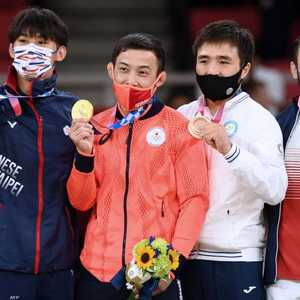 تاكاتو وأول ذهبية لليابان