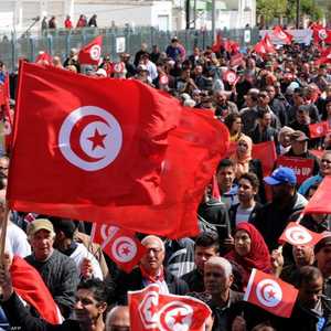 التونسيون يتحركون ضد حكم الإخوان