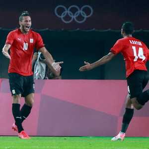 الفرحة بالهدف الأول