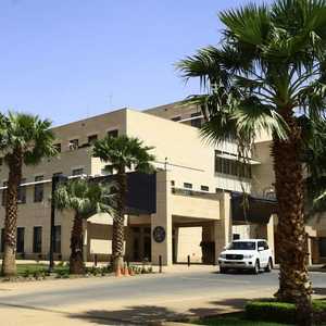 مبنى السفارة الأميركية في الخرطوم.