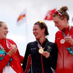 البريطانية جيسيكا ليرمونث تفوز بالذهبية.