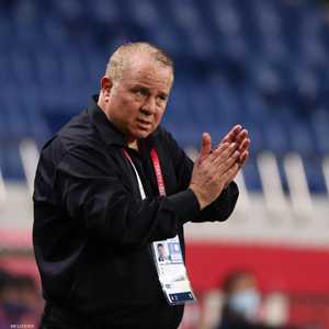 شوقي غريب وجّه الشكر للاعبيه