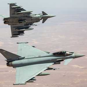 ترجيحات بضربة عسكرية دولية ضد إيران