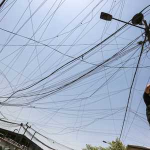 العراق يعاني أزمة كهرباء شديدة