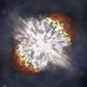 صورة نجم متفجر أكبر 100 مرة من الشمس