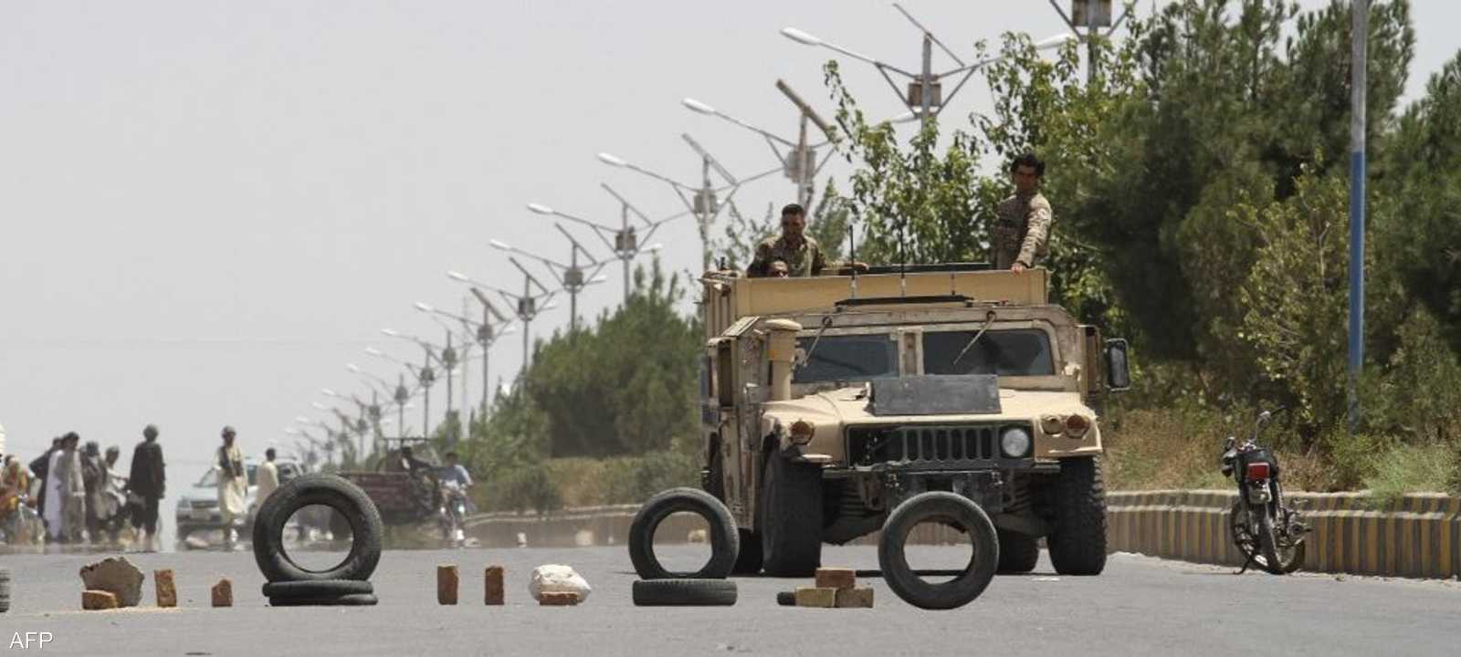 طالبان قالت إنها ستستهدف الطيارين الحربيين الأفغان.