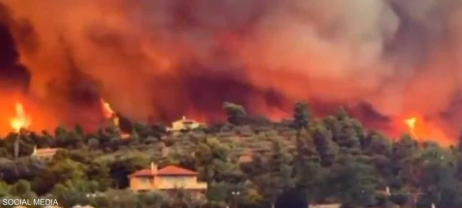 النيران المستعرة أكلت الأخضر واليابس في هذه المنطقة باليونان