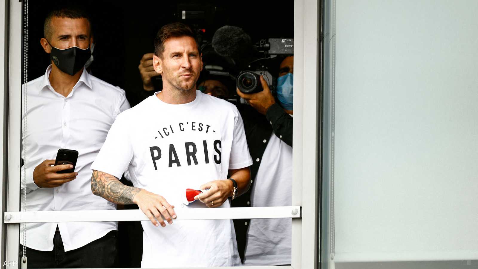 ميسي وصل الثلاثاء إلى باريس