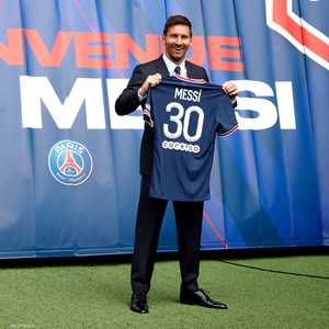 ميسي سيحصل على نحو مليون دولار أسبوعيا حسب الشائعات