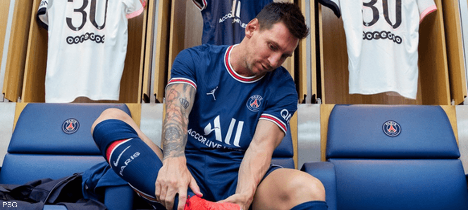 ميسي بقميص سان جرمان