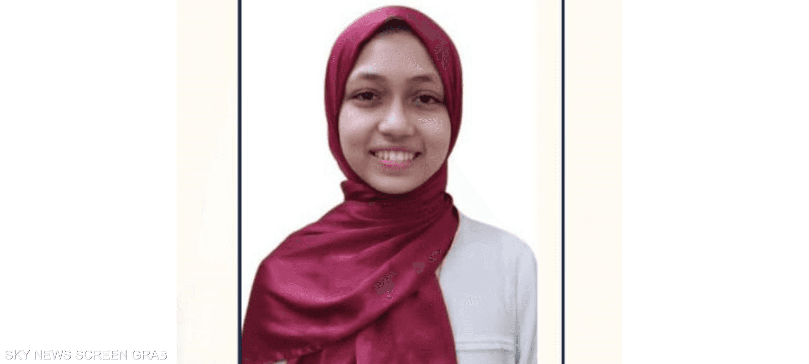 ضحى رفاعي من أوائل الثانوية العامة في الشعبة العلمية علوم