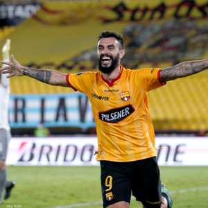 برشلونة الإكوادوري تأهل على حساب فلومنينسي